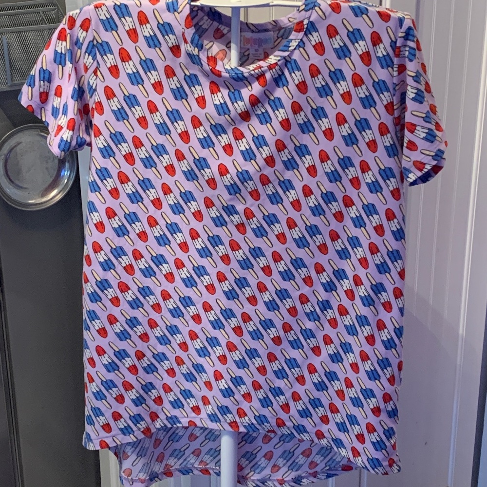 Lulu Roe flannel like bomb pop tee. Worn maybe‎ twice